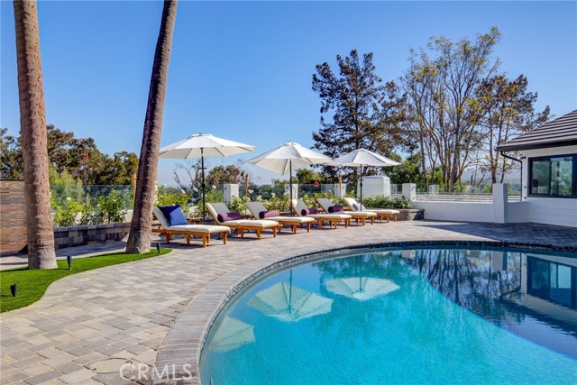 4511 Marloma Drive, Rolling Hills Estates, California 90274, 5 Bedrooms Bedrooms, ,2 BathroomsBathrooms,Residential,Sold,Marloma,PV19267077