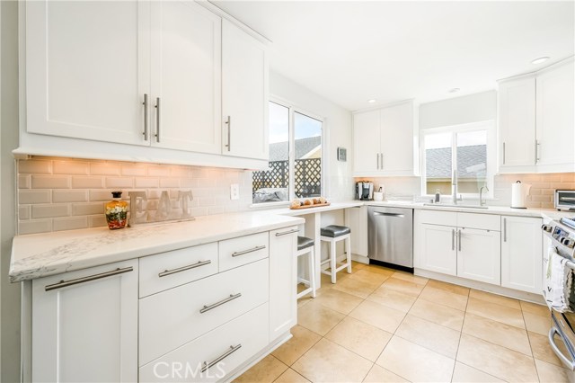 2705 Mathews Avenue, Redondo Beach, California 90278, 3 Bedrooms Bedrooms, ,3 BathroomsBathrooms,Residential,Sold,Mathews,OC21017528