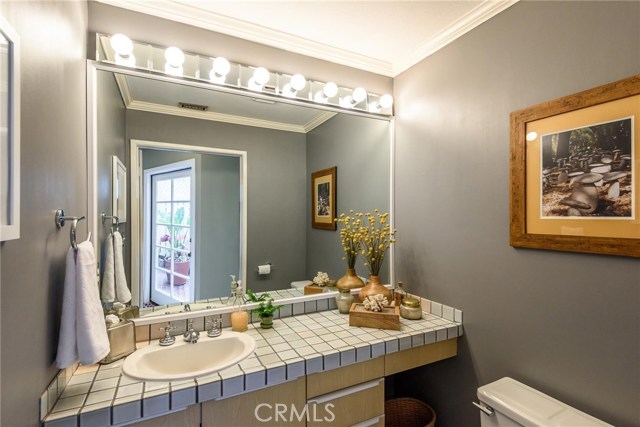 2006 Aviation Way, Redondo Beach, California 90278, 3 Bedrooms Bedrooms, ,2 BathroomsBathrooms,Residential,Sold,Aviation,SB18089847