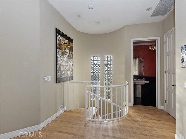 1032 Avenue A, Redondo Beach, California 90277, 5 Bedrooms Bedrooms, ,4 BathroomsBathrooms,Residential,Sold,Avenue A,PV20256766