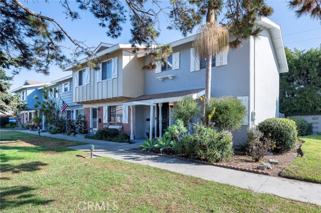 Photo of 10242 Holburn Drive, Huntington Beach, CA 92646