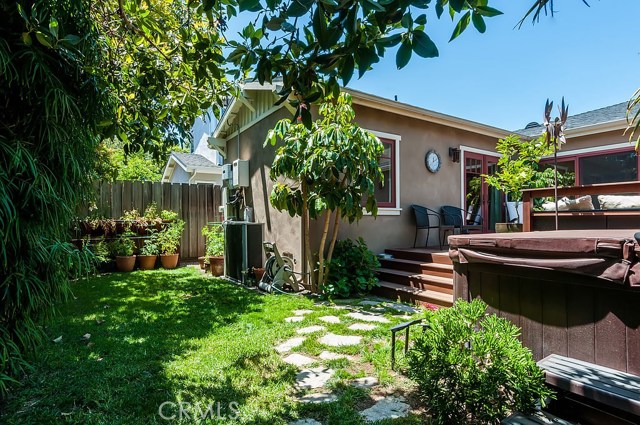 1608 Faymont Avenue, Manhattan Beach, California 90266, 3 Bedrooms Bedrooms, ,1 BathroomBathrooms,Residential,Sold,Faymont,SB17110962