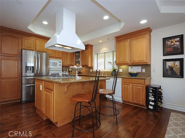 2111 Marshallfield Lane, Redondo Beach, California 90278, 4 Bedrooms Bedrooms, ,2 BathroomsBathrooms,Residential,Sold,Marshallfield,SB19132481