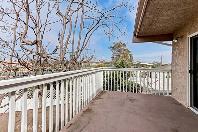 1217 24th Street, Hermosa Beach, California 90254, 3 Bedrooms Bedrooms, ,3 BathroomsBathrooms,Residential,Sold,24th,SB18287542