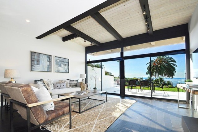 904 Via Nogales, Palos Verdes Estates, California 90274, 4 Bedrooms Bedrooms, ,4 BathroomsBathrooms,Residential,Sold,Via Nogales,PV18159668