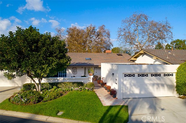 Photo of 2011 Vista Cajon, Newport Beach, CA 92660
