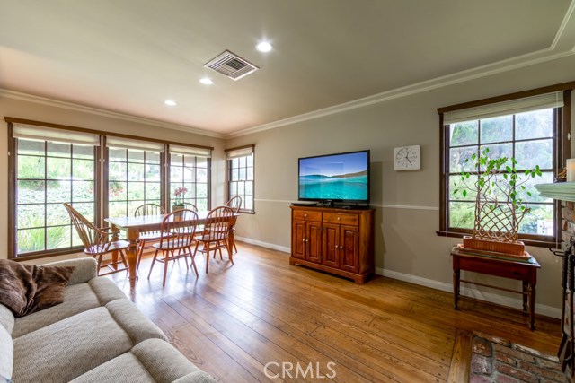 729 27th Street, Manhattan Beach, California 90266, 3 Bedrooms Bedrooms, ,2 BathroomsBathrooms,Residential,Sold,27th,RS20129725