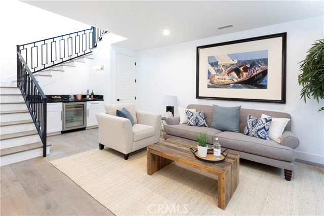 Basement with built-in Wet-Bar