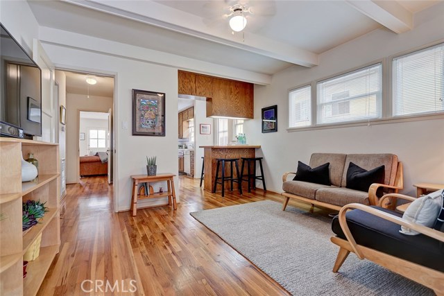 401 6th Street, Manhattan Beach, California 90266, 4 Bedrooms Bedrooms, ,2 BathroomsBathrooms,Residential,Sold,6th,SB20226539
