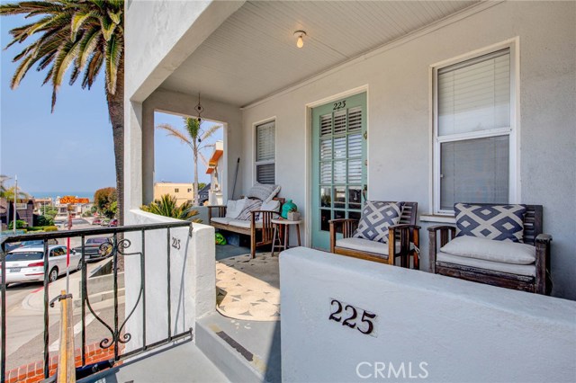 223 24th, Hermosa Beach, California 90254, ,Residential Income,Sold,24th,SB19132395