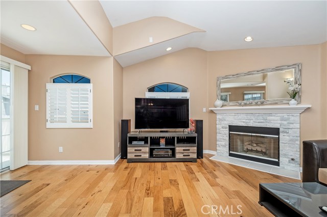2620 Voorhees Avenue, Redondo Beach, California 90278, 3 Bedrooms Bedrooms, ,3 BathroomsBathrooms,Residential,Sold,Voorhees,SB20129080