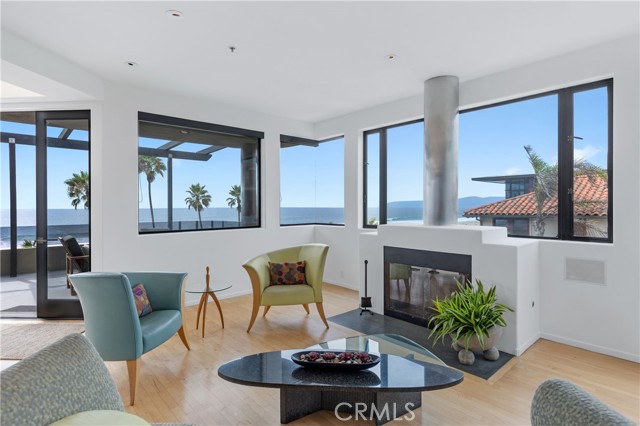 1149 The Strand, Manhattan Beach, California 90266, 2 Bedrooms Bedrooms, ,2 BathroomsBathrooms,Residential,Sold,The Strand,SB21181582