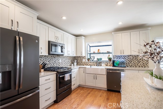 106 Guadalupe Avenue, Redondo Beach, California 90277, 3 Bedrooms Bedrooms, ,2 BathroomsBathrooms,Residential,Sold,Guadalupe,SB19193639