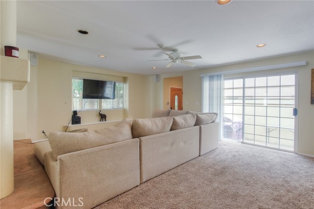 128 Broadway, Redondo Beach, California 90277, 3 Bedrooms Bedrooms, ,2 BathroomsBathrooms,Residential,Sold,Broadway,SB18062496