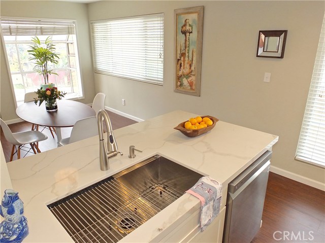 1104 Harkness Lane, Redondo Beach, California 90278, 3 Bedrooms Bedrooms, ,2 BathroomsBathrooms,Residential,Sold,Harkness,PW18238945