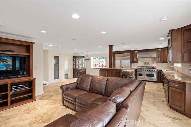 531 Prospect Avenue, Redondo Beach, California 90277, 4 Bedrooms Bedrooms, ,3 BathroomsBathrooms,Residential,Sold,Prospect,SB20117402