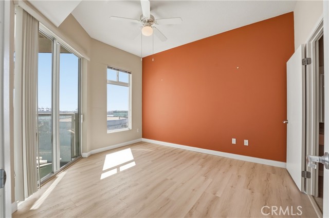 feature listing property photo