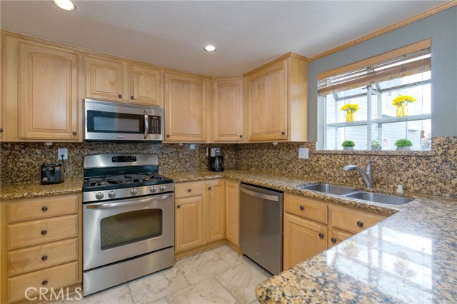 121 Lucia Avenue, Redondo Beach, California 90277, 3 Bedrooms Bedrooms, ,3 BathroomsBathrooms,Residential,Sold,Lucia,SB18013096