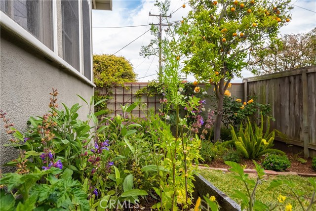 1180 Keats Street, Manhattan Beach, California 90266, 3 Bedrooms Bedrooms, ,2 BathroomsBathrooms,Residential,Sold,Keats,SB19125457