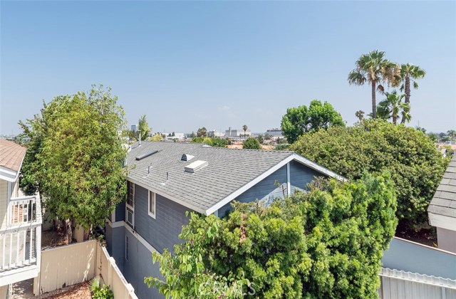 1913 Farrell Avenue, Redondo Beach, California 90278, 4 Bedrooms Bedrooms, ,3 BathroomsBathrooms,Residential,Sold,Farrell,SB18198460