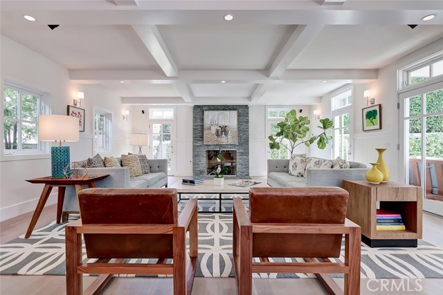 570 27th Street, Manhattan Beach, California 90266, 5 Bedrooms Bedrooms, ,4 BathroomsBathrooms,Residential,Sold,27th,SB21030922