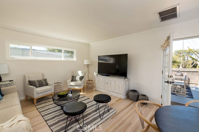 3617 Elm Avenue, Manhattan Beach, California 90266, 3 Bedrooms Bedrooms, ,2 BathroomsBathrooms,Residential,Sold,Elm,SB20086428