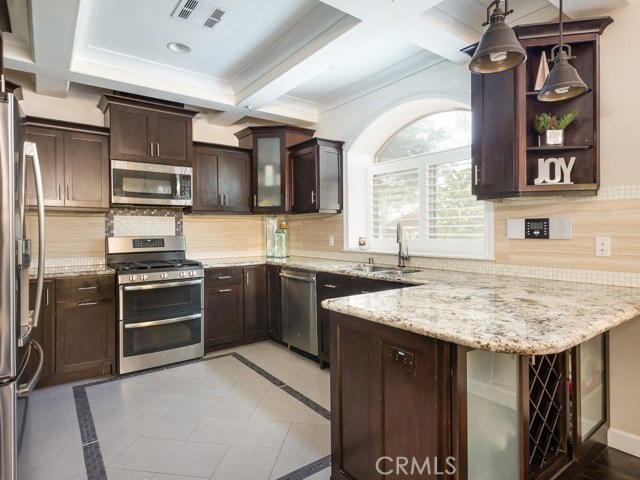 2416 Grant Avenue, Redondo Beach, California 90278, 3 Bedrooms Bedrooms, ,2 BathroomsBathrooms,Residential,Sold,Grant,SB20242982