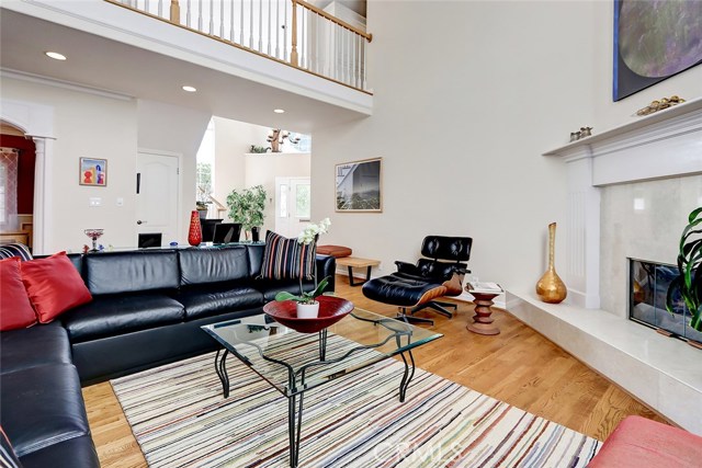 3400 Maple Avenue, Manhattan Beach, California 90266, 4 Bedrooms Bedrooms, ,3 BathroomsBathrooms,Residential,Sold,Maple,SB20185640