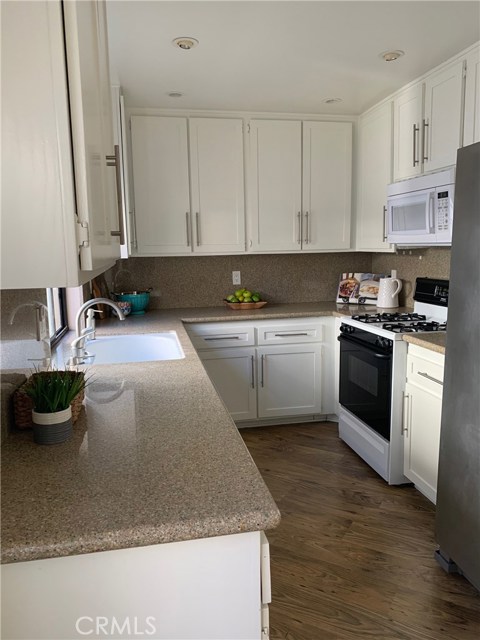 220 Prospect Avenue, Redondo Beach, California 90277, 3 Bedrooms Bedrooms, ,2 BathroomsBathrooms,Residential,Sold,Prospect,SB18215112 220 Prospect Avenue, Redondo Beach, California 90277, 3 Bedrooms Bedrooms, ,2 BathroomsBathrooms,Residential,Sold,Prospect,SB18215112