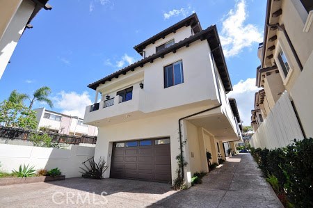 121 Guadalupe Avenue, Redondo Beach, California 90277, 4 Bedrooms Bedrooms, ,3 BathroomsBathrooms,Residential,Sold,Guadalupe,SB18068766