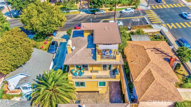 603 Juanita Avenue, Redondo Beach, California 90277, 4 Bedrooms Bedrooms, ,1 BathroomBathrooms,Residential,Sold,Juanita,SB20232273