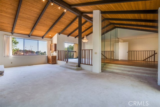 1216 Via Zumaya, Palos Verdes Estates, California 90274, 4 Bedrooms Bedrooms, ,4 BathroomsBathrooms,Residential,Sold,Via Zumaya,PV18145766