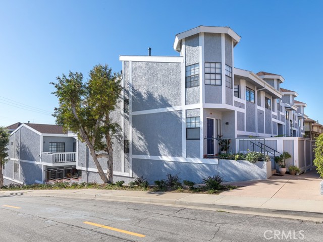 2021 Carnegie Lane, Redondo Beach, California 90278, 3 Bedrooms Bedrooms, ,2 BathroomsBathrooms,Residential,Sold,Carnegie,SB19152326
