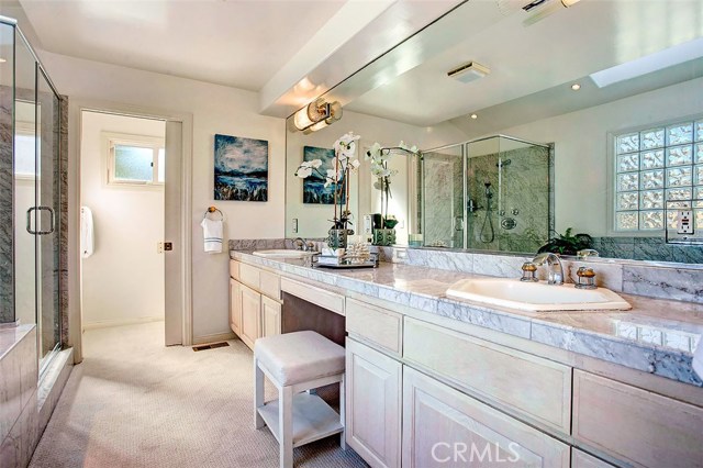 939 1st Street, Manhattan Beach, California 90266, 4 Bedrooms Bedrooms, ,4 BathroomsBathrooms,Residential,Sold,1st,SB17057614