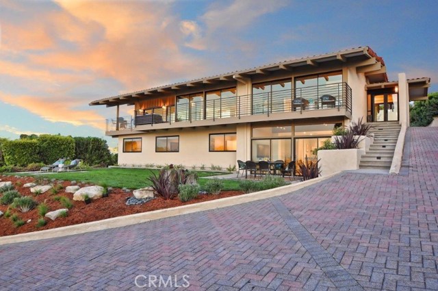 904 Via Nogales, Palos Verdes Estates, California 90274, 4 Bedrooms Bedrooms, ,4 BathroomsBathrooms,Residential,Sold,Via Nogales,PV18159668