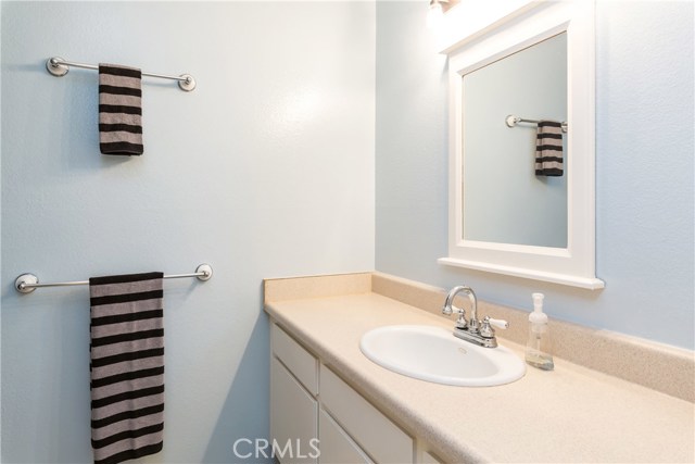 650 The Village, Redondo Beach, California 90277, 2 Bedrooms Bedrooms, ,2 BathroomsBathrooms,Residential,Sold,The Village,SB17108266