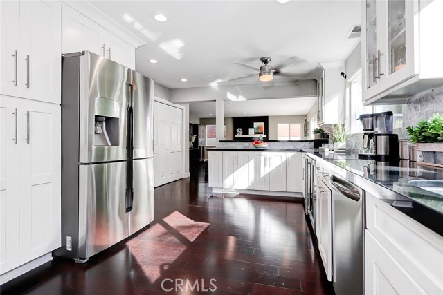 1117 Goodman Avenue, Redondo Beach, California 90278, 3 Bedrooms Bedrooms, ,2 BathroomsBathrooms,Residential,Sold,Goodman,SB20118226