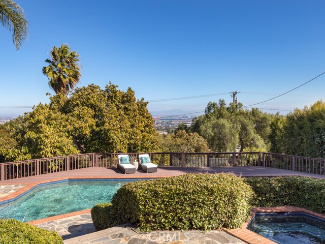 4120 Lorraine Road, Rancho Palos Verdes, California 90275, 5 Bedrooms Bedrooms, ,5 BathroomsBathrooms,Residential,Sold,Lorraine,PV21032609