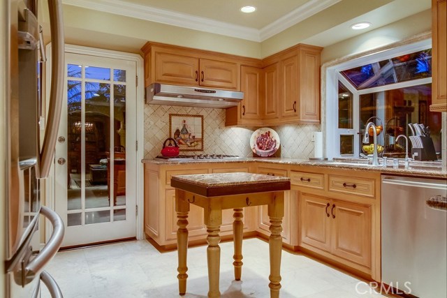 2038 Redondela Drive, Rancho Palos Verdes, California 90275, 4 Bedrooms Bedrooms, ,3 BathroomsBathrooms,Residential,Sold,Redondela,SB17170227