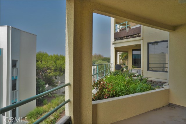 510 The Village, Redondo Beach, California 90277, 2 Bedrooms Bedrooms, ,2 BathroomsBathrooms,Residential,Sold,The Village,SB19260983