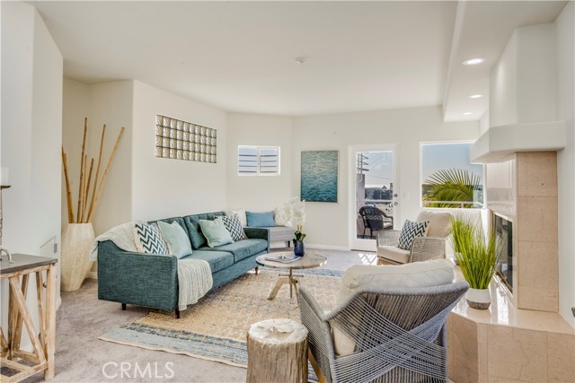 228 Manhattan Avenue, Hermosa Beach, California 90254, 3 Bedrooms Bedrooms, ,3 BathroomsBathrooms,Residential,Sold,Manhattan,PV18057092