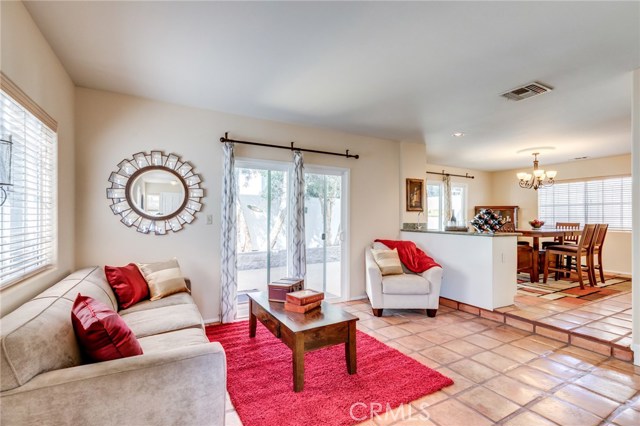 121 Helberta Avenue, Redondo Beach, California 90277, 3 Bedrooms Bedrooms, ,2 BathroomsBathrooms,Residential,Sold,Helberta,SB18224555