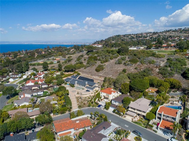 2316 Via Carrillo, Palos Verdes Estates, California 90274, 4 Bedrooms Bedrooms, ,3 BathroomsBathrooms,Residential,Sold,Via Carrillo,PV18043994