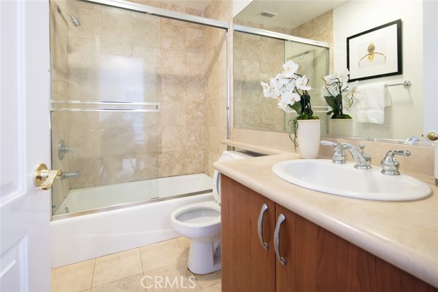 2221 Grant Avenue, Redondo Beach, California 90278, 3 Bedrooms Bedrooms, ,2 BathroomsBathrooms,Residential,Sold,Grant,SB17187195