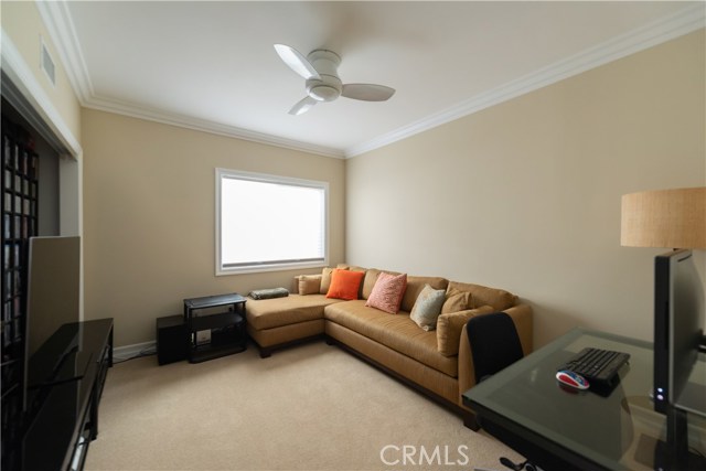 613 Lucia Avenue, Redondo Beach, California 90277, 3 Bedrooms Bedrooms, ,2 BathroomsBathrooms,Residential,Sold,Lucia,SB19228857