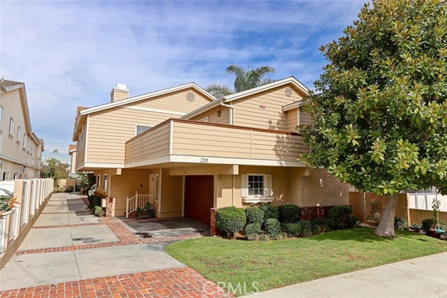 2311 Mathews Avenue, Redondo Beach, California 90278, 3 Bedrooms Bedrooms, ,2 BathroomsBathrooms,Residential,Sold,Mathews,SB17258751