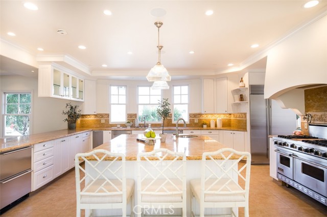 400 1st Street, Manhattan Beach, California 90266, 5 Bedrooms Bedrooms, ,5 BathroomsBathrooms,Residential,Sold,1st,SB21021125