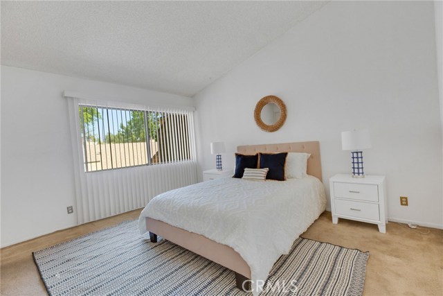 2 Bed Home for Sale in Van Nuys, California