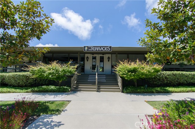 42 Cypress Way, Rolling Hills Estates, California 90274, 2 Bedrooms Bedrooms, ,2 BathroomsBathrooms,Residential,Sold,Cypress,SB17252390