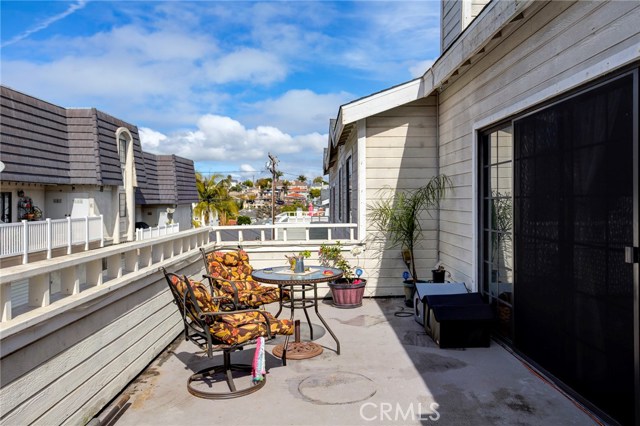 1924 Mathews Avenue, Redondo Beach, California 90278, 3 Bedrooms Bedrooms, ,2 BathroomsBathrooms,Residential,Sold,Mathews,SB19050062